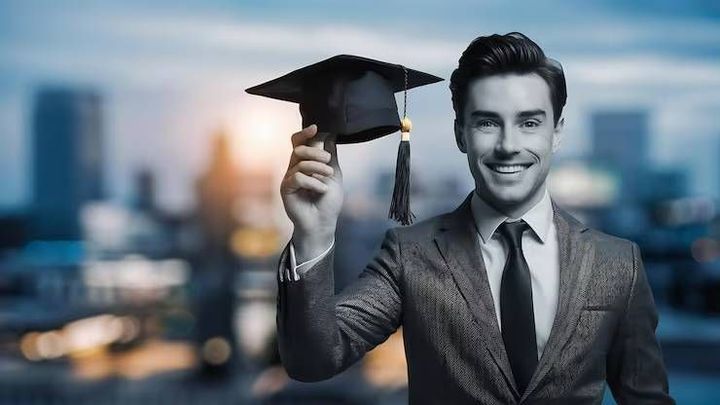 Is an Online MBA Worth It? Guide to Degrees, Skills, Salaries and Career Opportunities