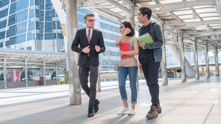 Explore MBA Programs Abroad With Business Education and International Study Insights