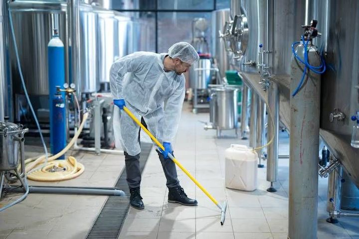 Industrial Cleaning Solutions Guide With Modern Cleaning Technology and Equipment Insights