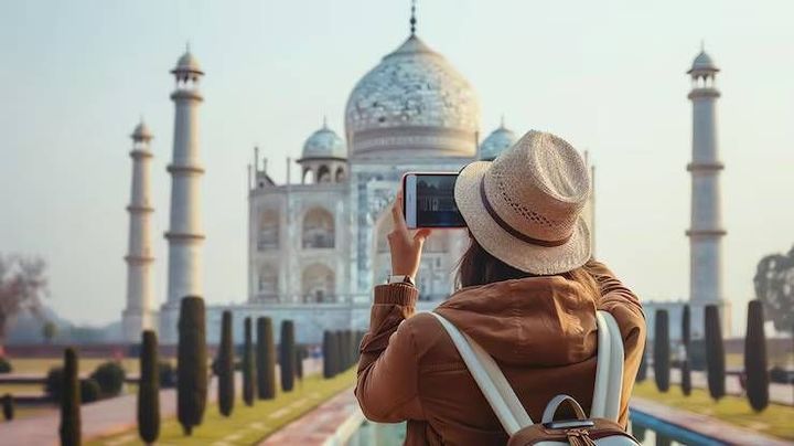 India Travel Guide: Destinations, Itineraries, Attractions, Activities and Planning Considerations