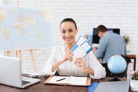Island Transfers and Day Trips Overview With Transportation and Excursion Information