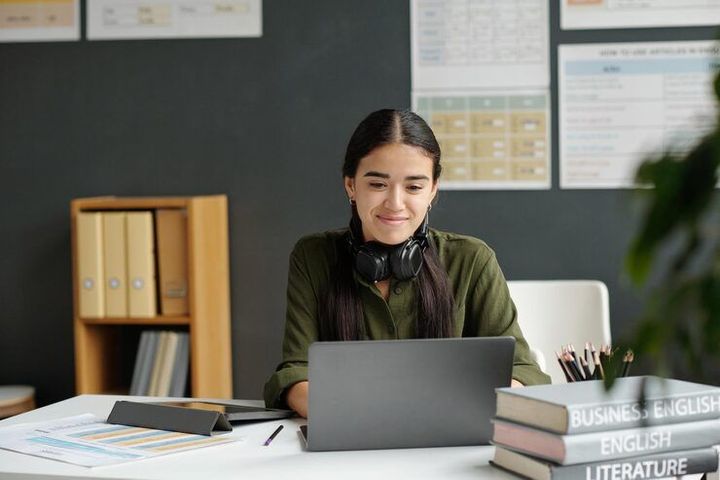Best Distance Learning Degrees for Filipino Professionals