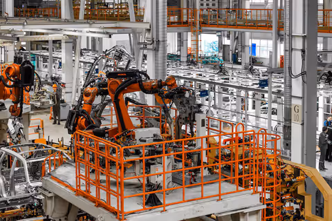 Industrial Power Distribution Systems: Overview of Automation and Digitalization