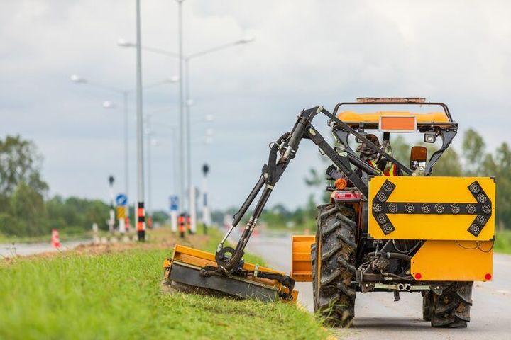 Electric Construction Machinery Information With Applications, Performance, and Technology