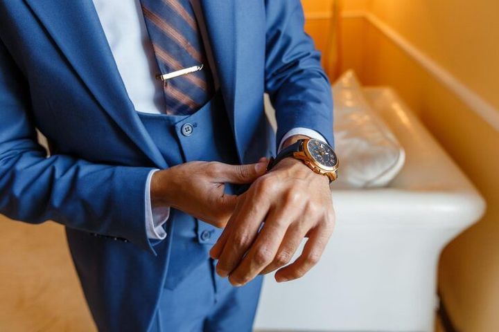 Discover Luxury Watch Investment With Collecting Strategies and Value Information