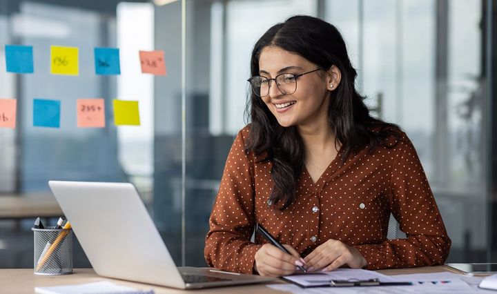 MBA Online Guide: Discover Flexible Learning for Career Growth