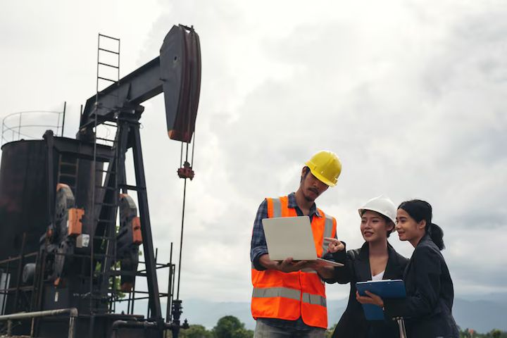 Offshore Work Basics: An Overview with Key Insights and Knowledge