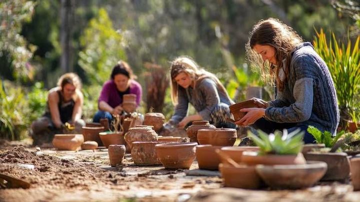 Artisan-Focused Eco Villages Guide With Traditional Arts, Nature, and Local Heritage