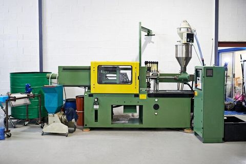 Formgebungsmaschinen im Überblick: Technologien, Produktionsprozesse, Materialien und Einsatzbereiche