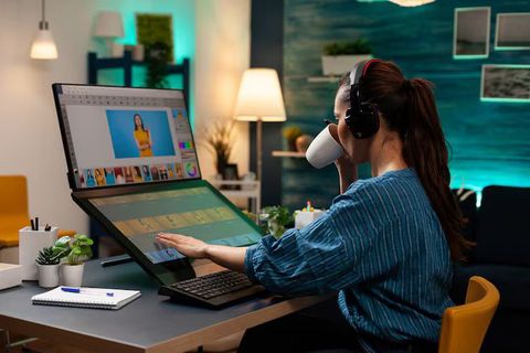 CRM Tool : A Beginner’s Guide to Customer Relationship Management