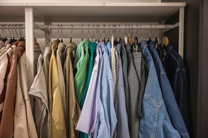 Gen Z Wardrobe Explore: Vintage Fashion, Contemporary Styles, Layering and Statement Clothing