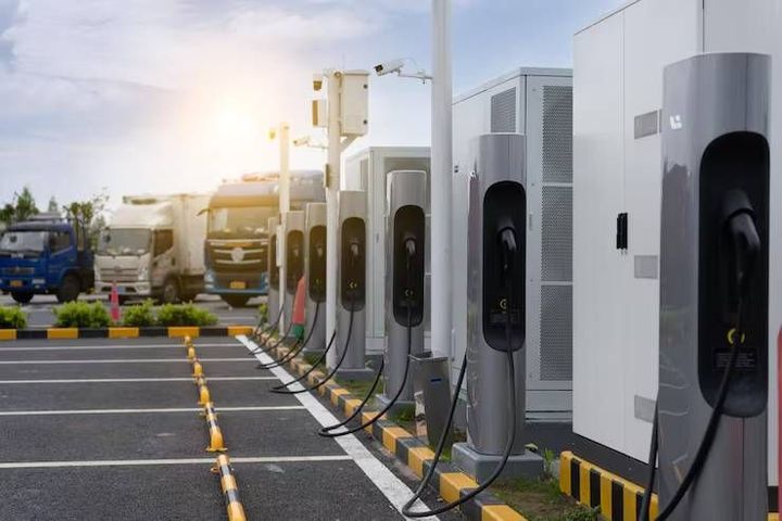 EV Charging Station Equipment Explained: Types, Components, Features, Applications and Benefits