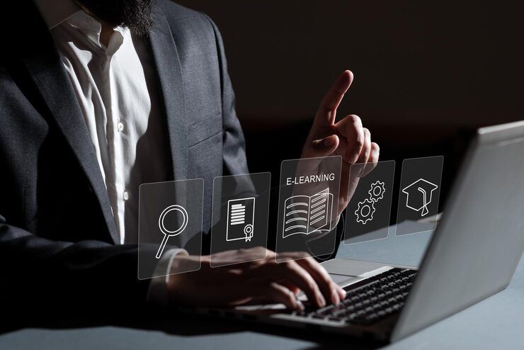 Business Management Course Overview: Subjects, Learning Methods, Skills and Professional Development
