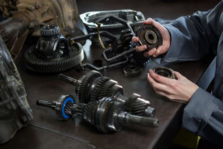 Guide to Industrial Bearings: Learn Basics, Functions, and Key Applications