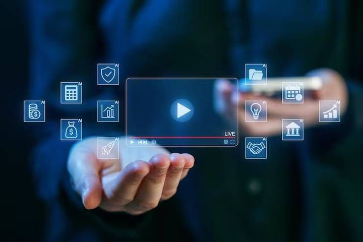 Video Platform Technology Guide: Architecture, Streaming Formats, Features and Key Components
