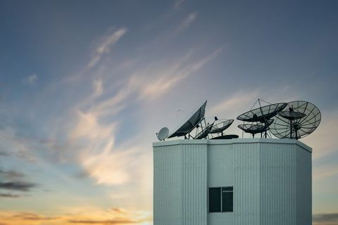 Satellite Ground Station Automation Guide: Technologies, Operations, Applications and Challenges