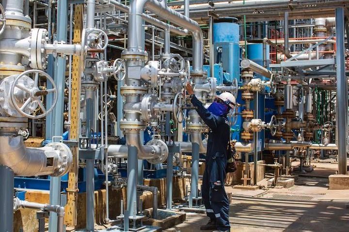 Industrial Instrumentation Guide: Measuring Devices, Control Systems, Functions and Applications