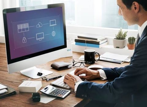 Cloud Migration Explanation for Understanding Data Transfer and Application Planning