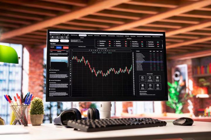Explore Algorithmic Trading: An Overview of How Algorithms and Automation Work