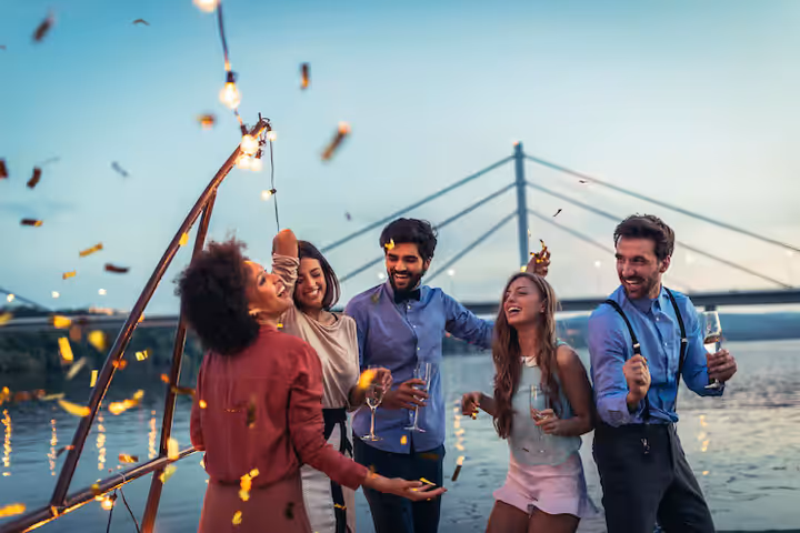How to Plan a Perfect New Year’s Eve Yacht Party: A Complete Guide